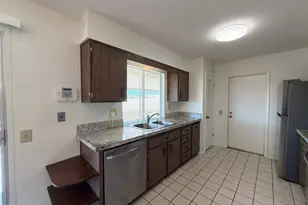10201 W Sutters Gold Ln, Sun City, AZ 85351 - Photo 10