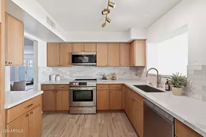 4017 E Dahlia Drive, Phoenix, AZ 85032 - Photo 2