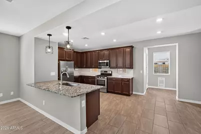 261 W Pinnacle Ridge Drive, San Tan Valley, AZ 85140 - Photo 2