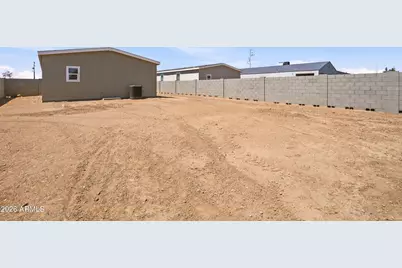 21728 W Roosevelt Avenue, Wittmann, AZ 85361 - Photo 32