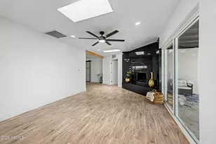 7384 W Beryl Ave, Peoria, AZ 85345 - Photo 10