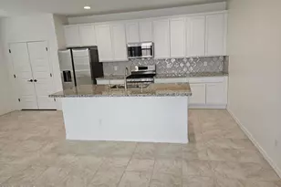 14224 W Hackamore Dr, Surprise, AZ 85387 - Photo 2