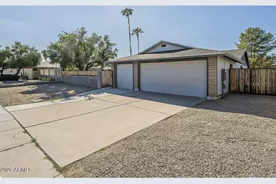 2206 N Cholla Street, Chandler, AZ 85224 - Photo 2