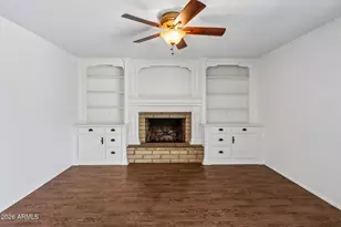 5502 S Hazelton Ln, Tempe, AZ 85283 - Photo 8