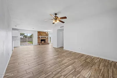 5439 W Becker Lane, Glendale, AZ 85304 - Photo 12