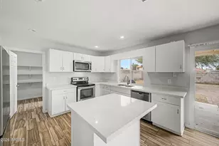 5439 W Becker Ln, Glendale, AZ 85304 - Photo 14
