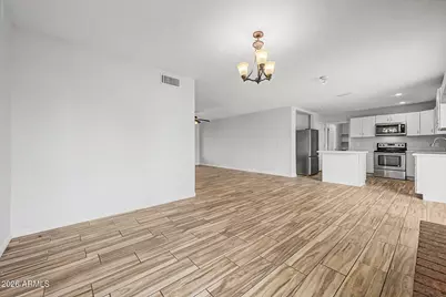 5439 W Becker Lane, Glendale, AZ 85304 - Photo 2