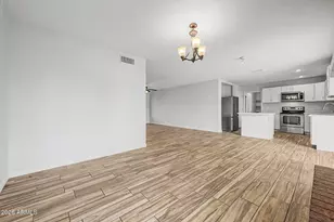 5439 W Becker Ln, Glendale, AZ 85304 - Photo 2