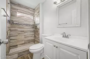 5439 W Becker Ln, Glendale, AZ 85304 - Photo 8