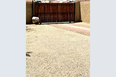 812 W Villa Rita Drive, Phoenix, AZ 85023 - Photo 18