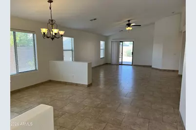 2556 W Tamarisk Avenue, Phoenix, AZ 85041 - Photo 2