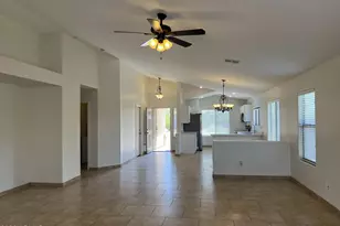 2556 W Tamarisk Ave, Phoenix, AZ 85041 - Photo 8