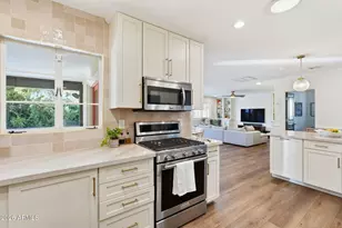 [Address not provided], Phoenix, AZ 85014 - Photo 18