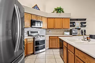 7727 W Voltaire Ave, Peoria, AZ 85381 - Photo 28