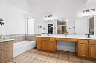7727 W Voltaire Ave, Peoria, AZ 85381 - Photo 20