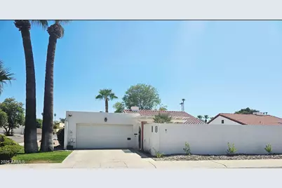 2055 E Bishop Drive, Tempe, AZ 85282 - Photo 2