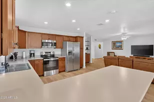 10614 N 65th Ave, Glendale, AZ 85304 - Photo 4