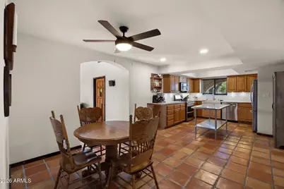 1546 E Flower Circle, Mesa, AZ 85204 - Photo 14