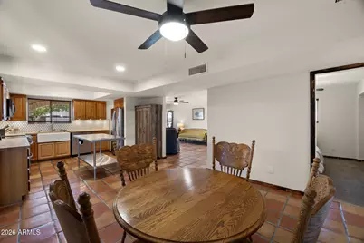 1546 E Flower Circle, Mesa, AZ 85204 - Photo 16