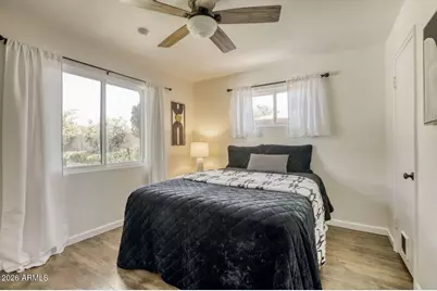 1939 E Solano Drive, Phoenix, AZ 85016 - Photo 12