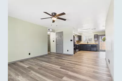 19826 N 34th Drive, Phoenix, AZ 85027 - Photo 4