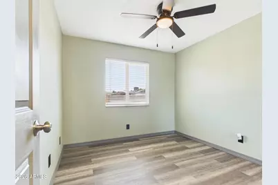 19826 N 34th Drive, Phoenix, AZ 85027 - Photo 10