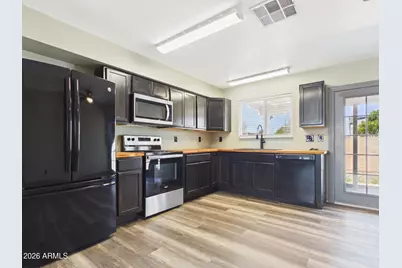 19826 N 34th Drive, Phoenix, AZ 85027 - Photo 8