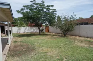 203 S 132nd St, Chandler, AZ 85225 - Photo 2