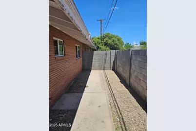 1516 E Rovey Avenue #5A, Phoenix, AZ 85014 - Photo 8
