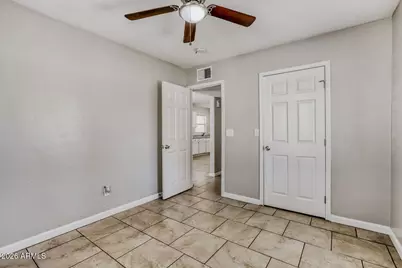 6132 N 35th Drive, Phoenix, AZ 85019 - Photo 18