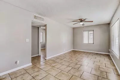 6132 N 35th Drive, Phoenix, AZ 85019 - Photo 10