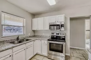 6132 N 35th Dr, Phoenix, AZ 85019 - Photo 16