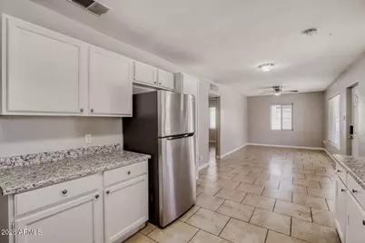 6132 N 35th Drive, Phoenix, AZ 85019 - Photo 14