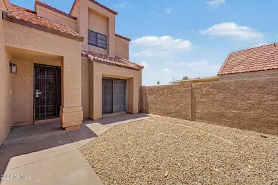 3975 E Graythorn Street, Phoenix, AZ 85044 - Photo 4