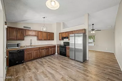 18234 N 56th Lane, Glendale, AZ 85308 - Photo 6