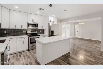 5755 W Sunnyside Drive, Glendale, AZ 85304 - Photo 12