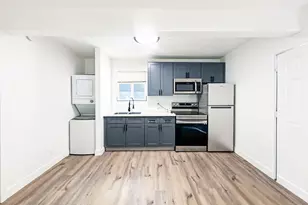 1844 N 51st St, Phoenix, AZ 85008 - Photo 1