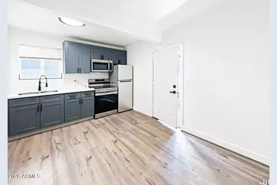 1844 N 51st Street #05, Phoenix, AZ 85008 - Photo 12