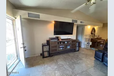6826 W Canterbury Drive, Peoria, AZ 85345 - Photo 4