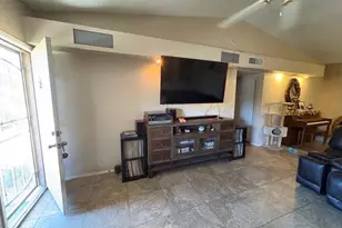 6826 W Canterbury Dr, Peoria, AZ 85345 - Photo 4