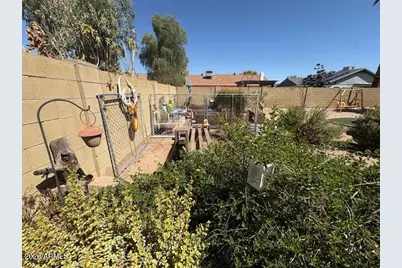 6826 W Canterbury Drive, Peoria, AZ 85345 - Photo 22