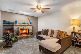 908 W Laguna Azul Ave, Mesa, AZ 85210 - Photo 10