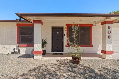 908 W Laguna Azul Avenue, Mesa, AZ 85210 - Photo 2