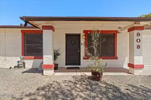 908 W Laguna Azul Ave, Mesa, AZ 85210 - Photo 2