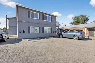 1110 N 10th St, Phoenix, AZ 85006 - Photo 1