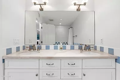 3187 E Berridge Lane, Phoenix, AZ 85016 - Photo 22