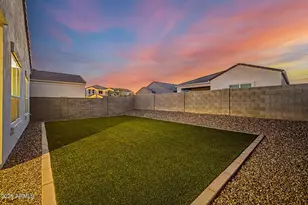 1734 E Questa Dr, Phoenix, AZ 85024 - Photo 28