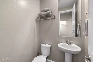 2916 W Brilliant Sky Dr, Phoenix, AZ 85085 - Photo 18