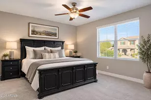 2916 W Brilliant Sky Dr, Phoenix, AZ 85085 - Photo 22