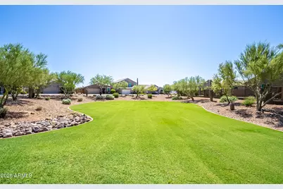 2916 W Brilliant Sky Drive, Phoenix, AZ 85085 - Photo 40